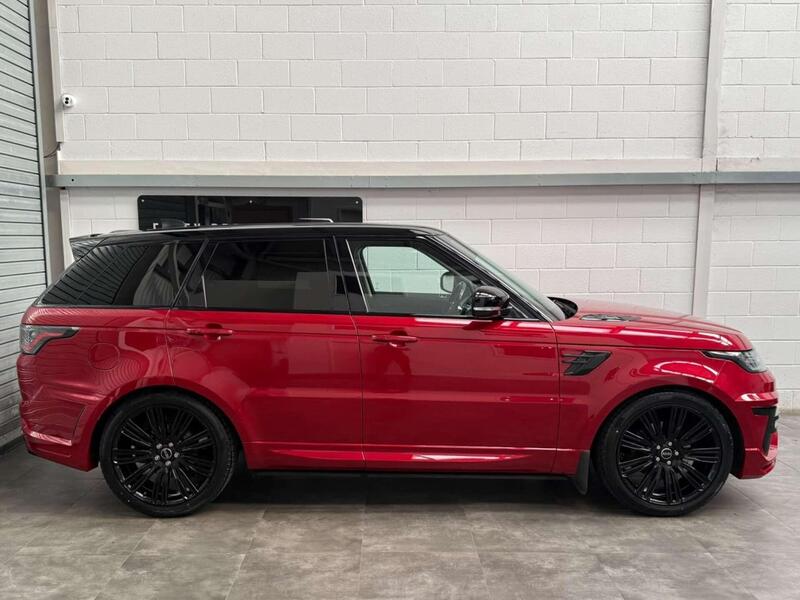 Land Rover Range Rover Sport view 4