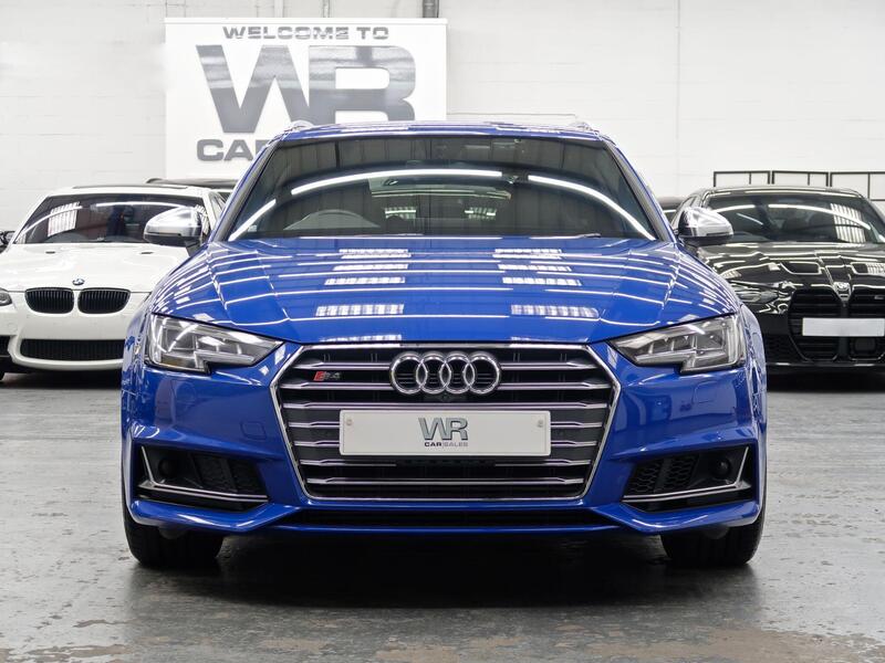 Audi S4 Avant view 2