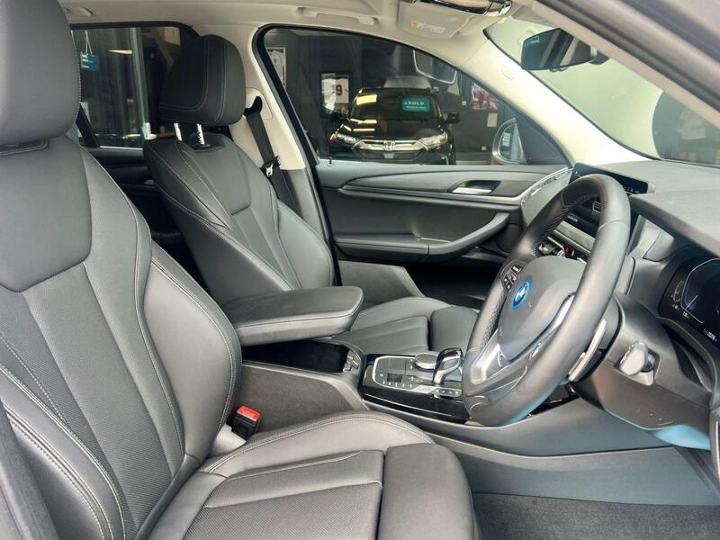 BMW X3 view 22