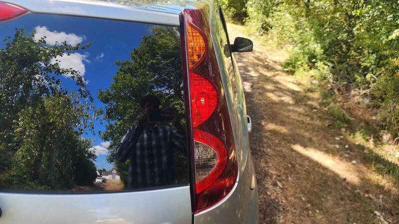 2010 Nissan Note — photo 36