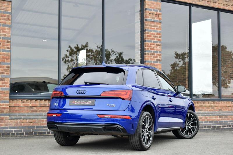 Audi Audi Q5 view 2