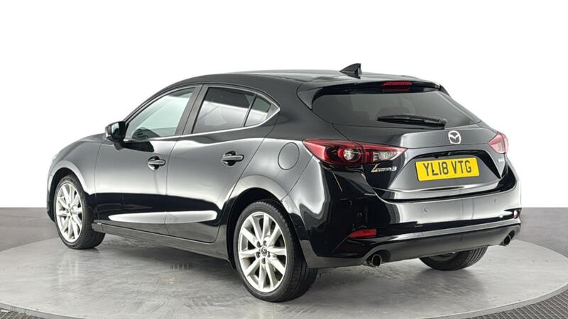 Mazda Mazda3 view 6
