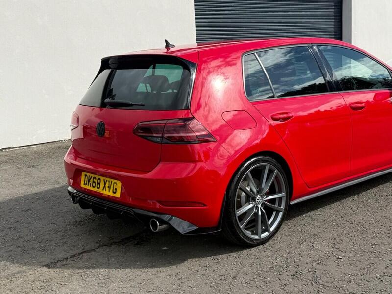 Volkswagen Golf view 4