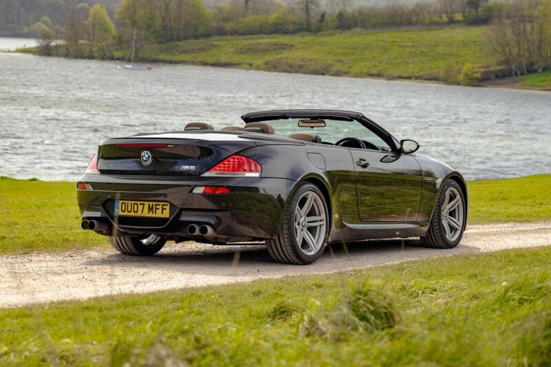 BMW M6 view 2