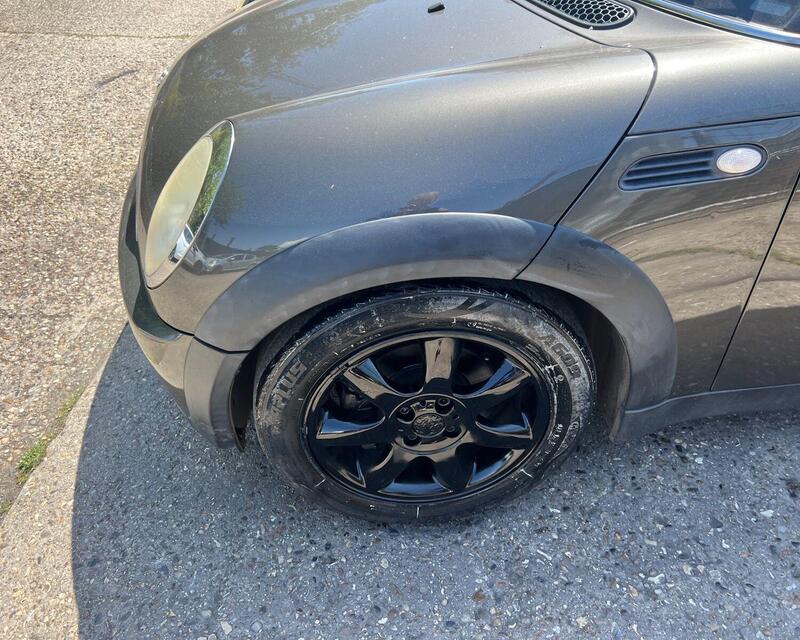 Mini Cooper view 5