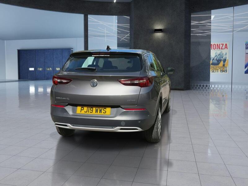 Vauxhall Grandland X view 7