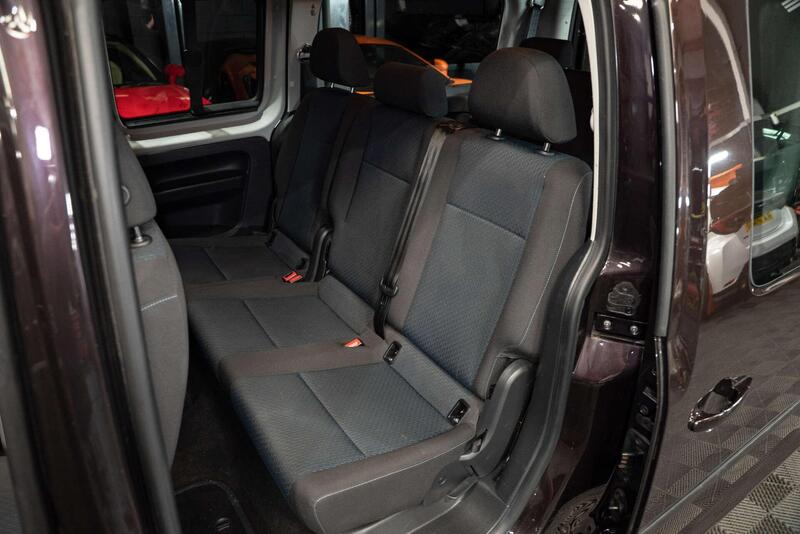 Volkswagen Caddy Maxi Life view 5