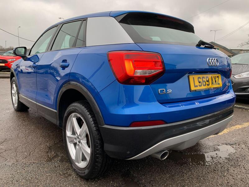 Audi Q2 view 3