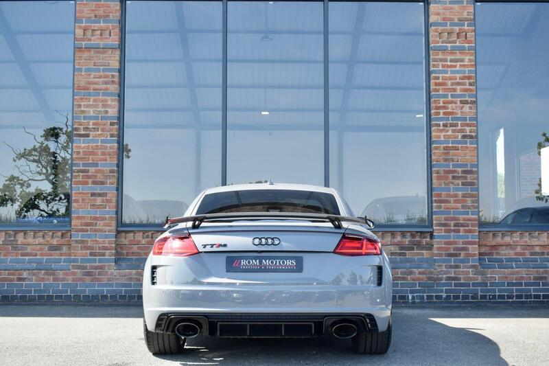 Audi Audi TT RS view 6