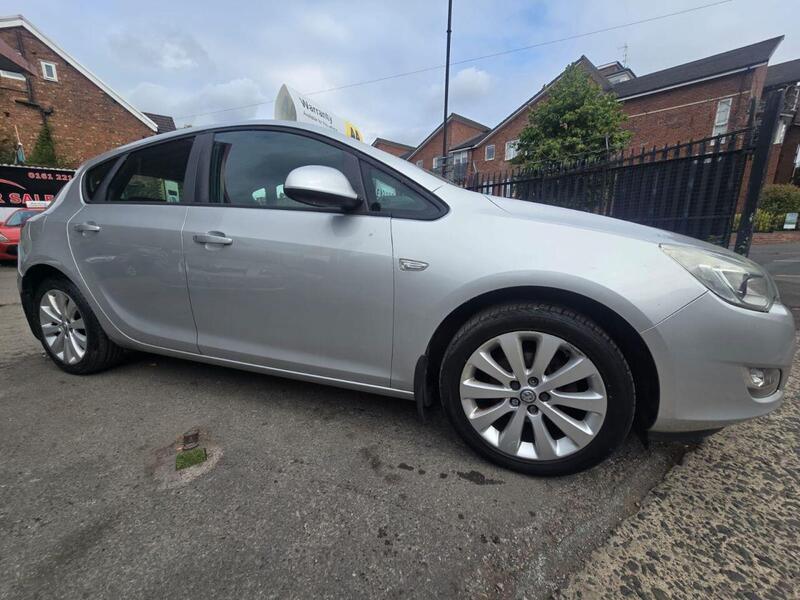 Vauxhall Astra view 2