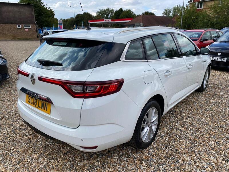 Renault Megane view 4
