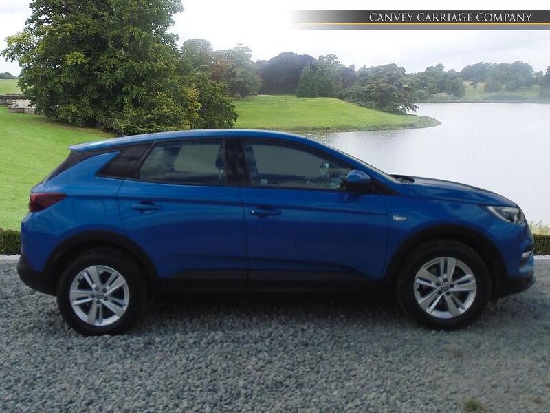 Vauxhall Grandland X view 5