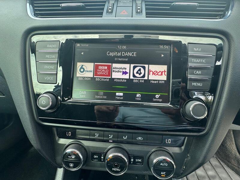 Skoda Octavia view 7