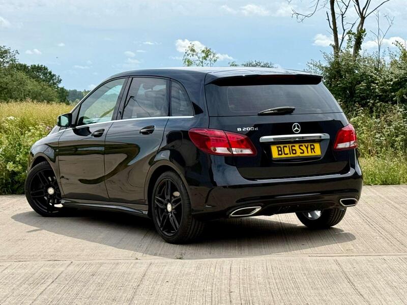Mercedes-Benz B-Class view 2
