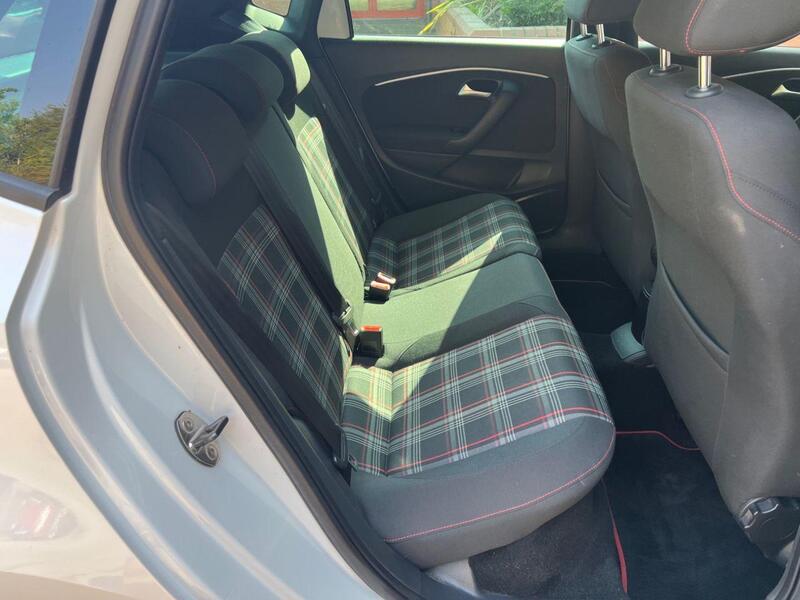 Volkswagen Polo view 10