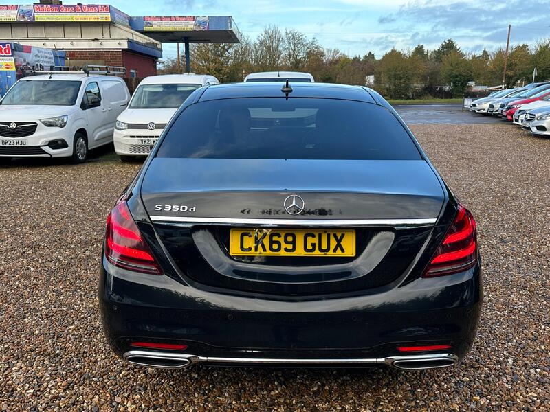 Mercedes-Benz S-Class view 4