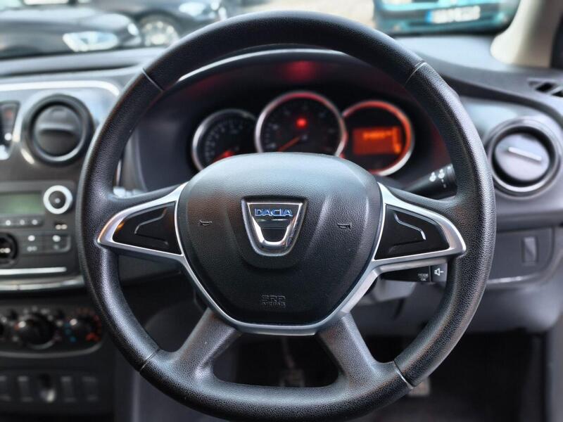 Dacia Sandero view 3