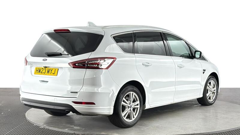 Ford S-Max view 4