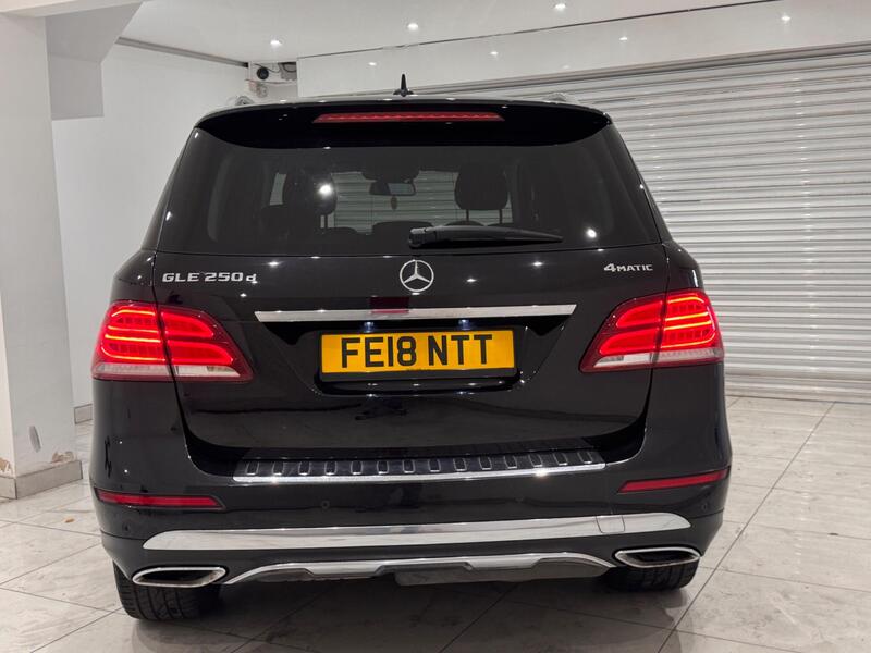Mercedes-Benz GLE view 6