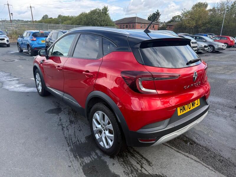 Renault Captur view 3