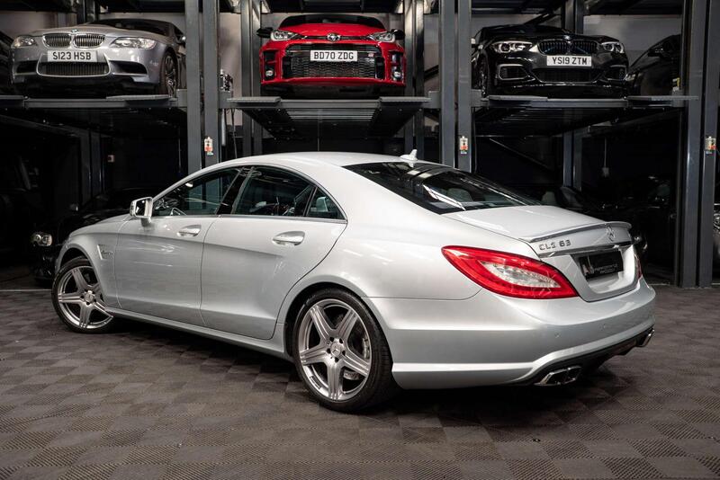 Mercedes-Benz CLS view 2