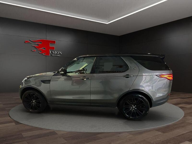 Land Rover Discovery 3 view 4