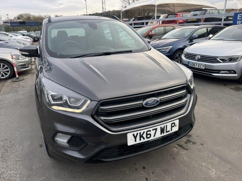 Ford Kuga view 4
