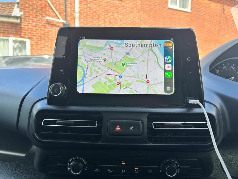 Peugeot Rifter view 5