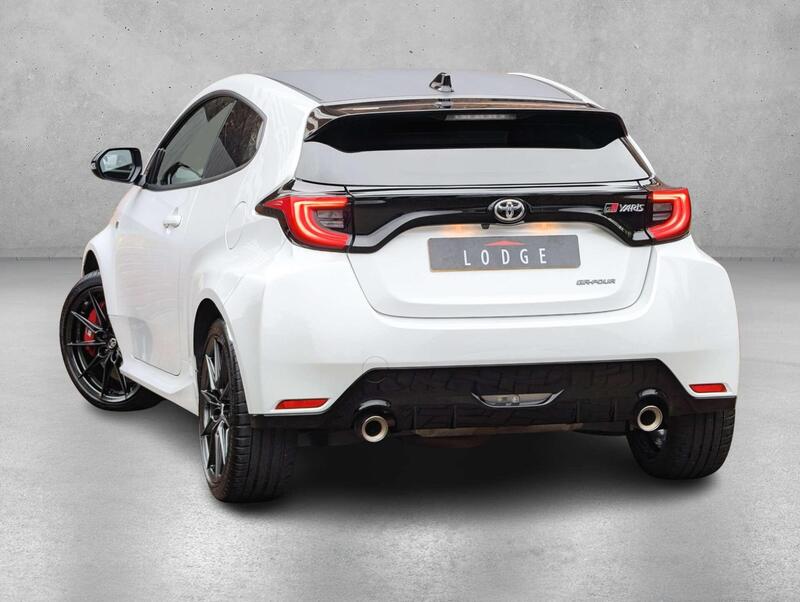 Toyota Yaris view 5
