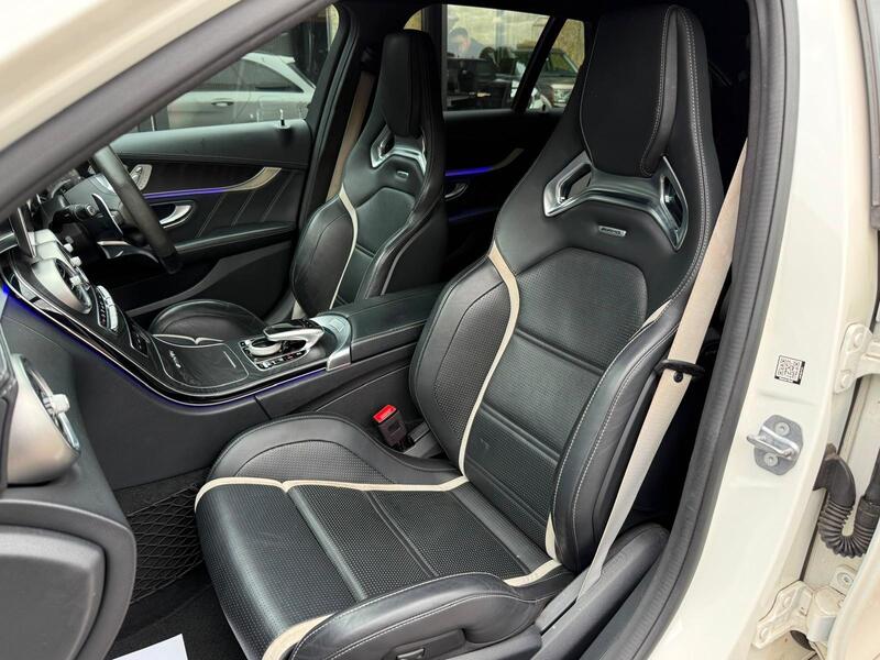 Mercedes-Benz C-Class view 2