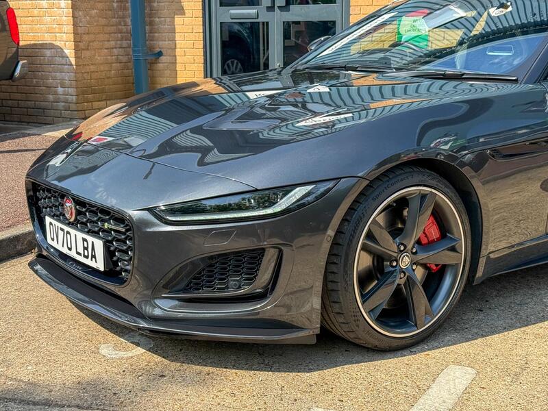 Jaguar F-Type view 3