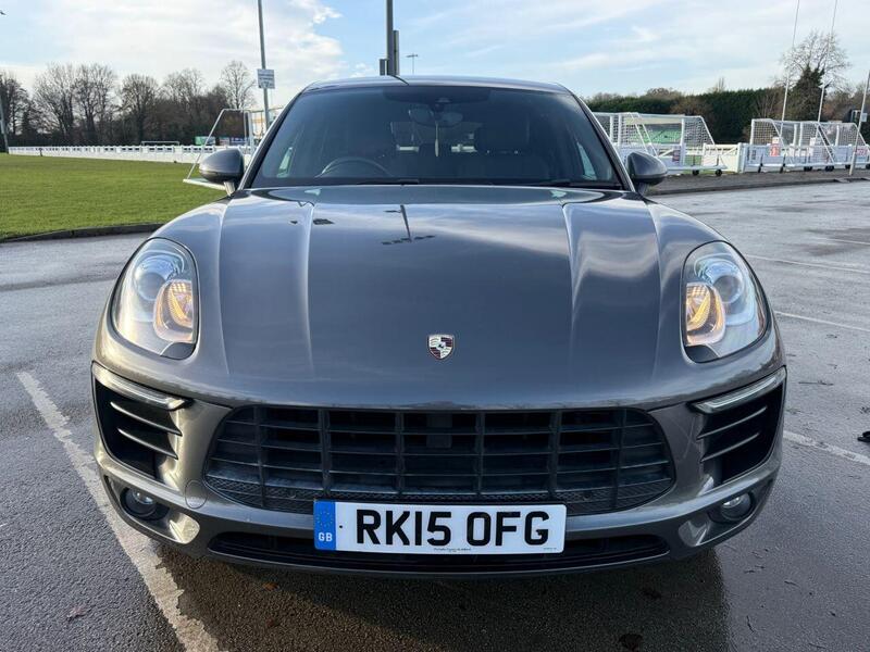 Porsche Macan view 7