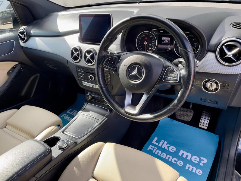 Mercedes-Benz B Class view 5