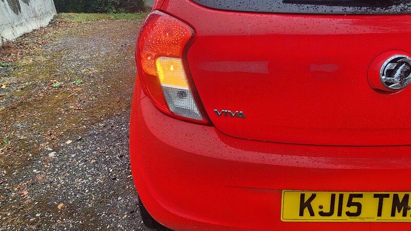 2015 Vauxhall Viva — photo 19