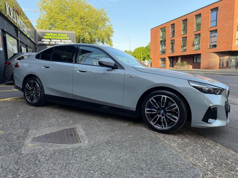 BMW I5 view 6