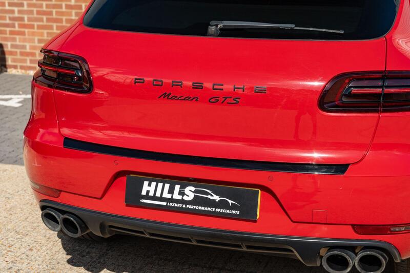 Porsche Macan view 7