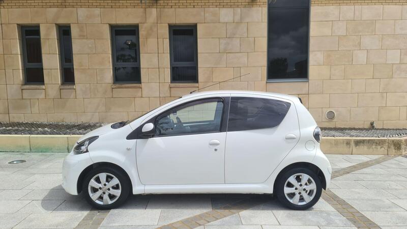 Toyota Aygo view 3