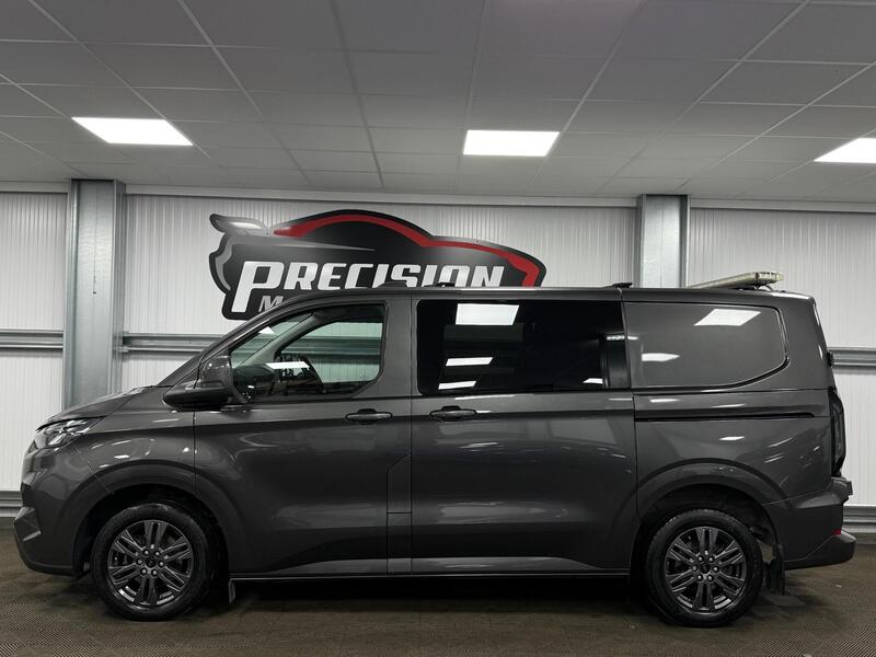 Ford Transit Custom view 6
