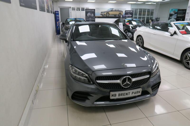 Mercedes-Benz C Class view 4