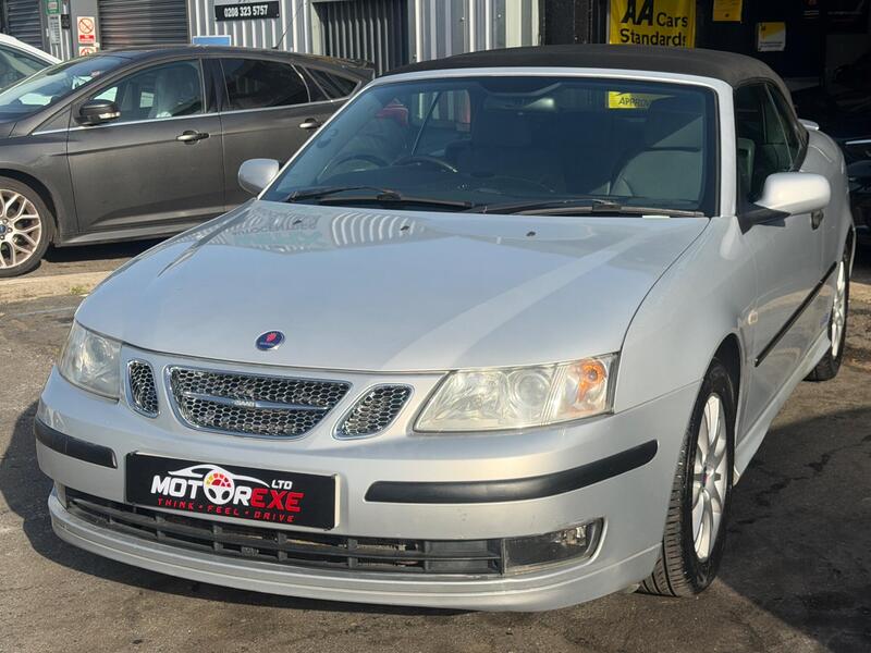 Saab 9-3 view 3