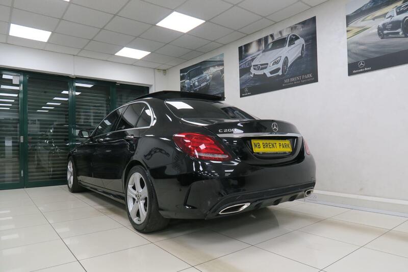 Mercedes-Benz C Class view 4