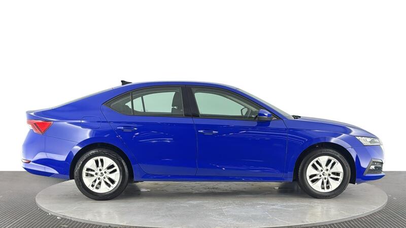 Skoda Octavia view 3
