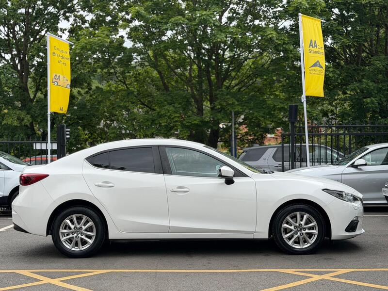 Mazda Mazda3 view 3