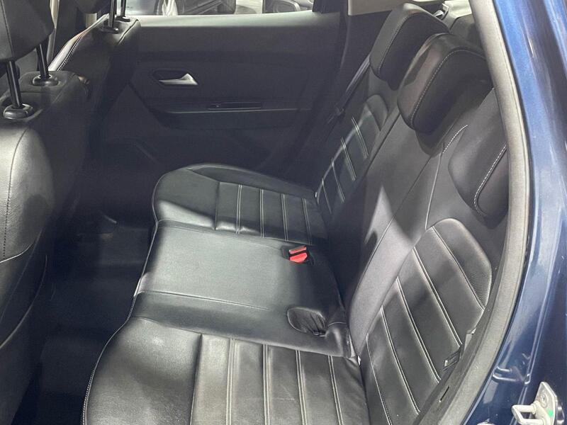 Dacia Duster view 37