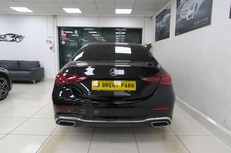Mercedes-Benz C-Class view 6