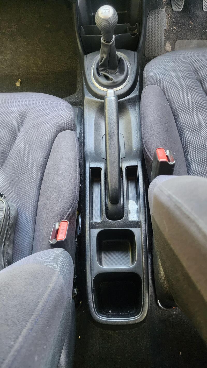 2010 Honda Jazz — photo 23