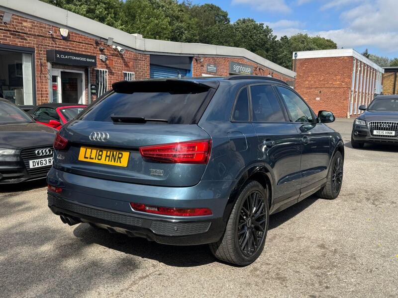 Audi Audi Q3 view 3