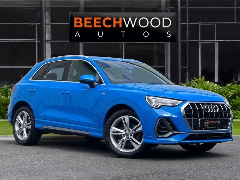 Audi Q3 main image