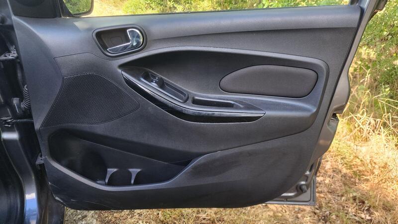 2016 Ford Ka+ — photo 37