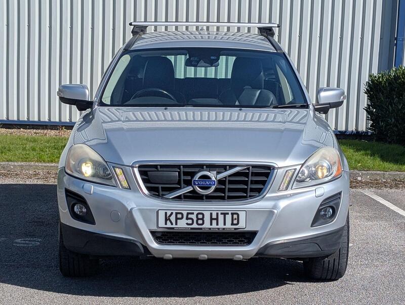 Volvo XC60 view 10